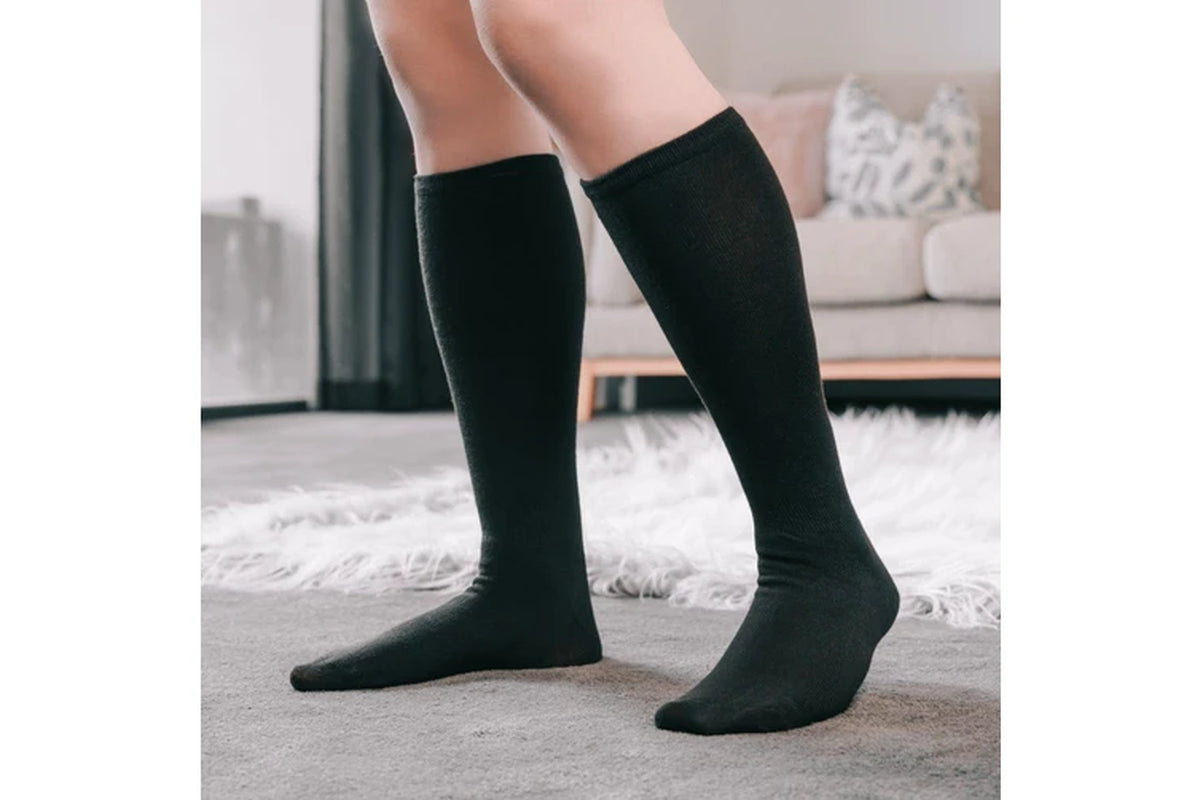 2 Pairs of Miracle Compression Socks - Large/Xl