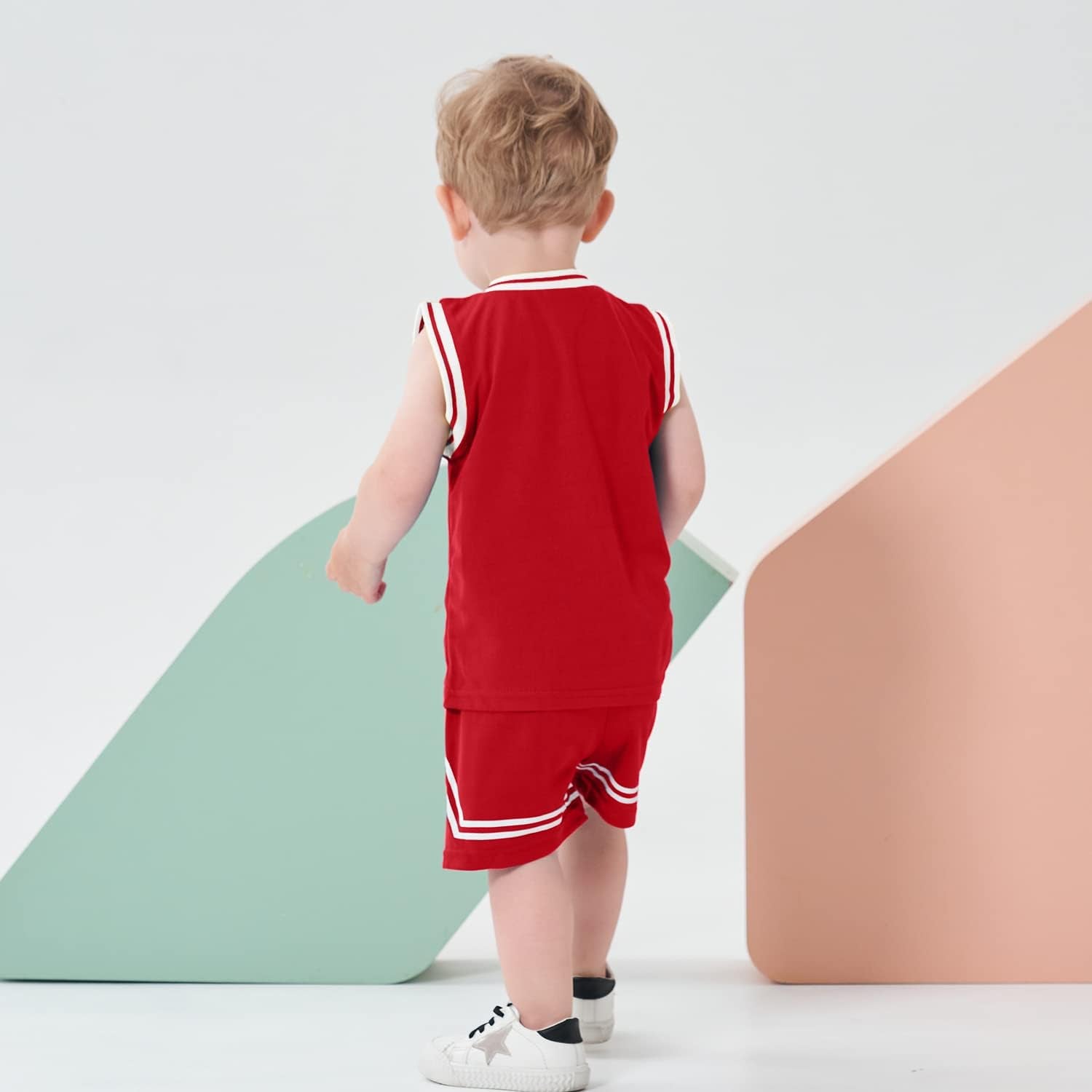 Kids Sports Shorts Sets Boys Jerseys Tracksuit 2 Piece Basketball Performance Tank Top and Mesh Shorts Set